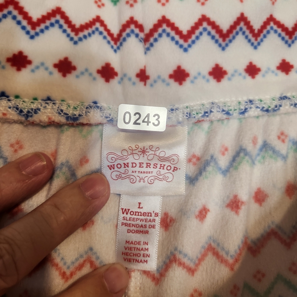 Cacique Pajama Set with Festive Print Large Christmas 15/16 - Picture 3 of 10